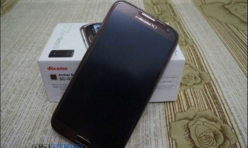 பழுப்பு நிற கேலக்ஸி நோட் 2 பழுப்பு நிற கேலக்ஸி நோட் 2