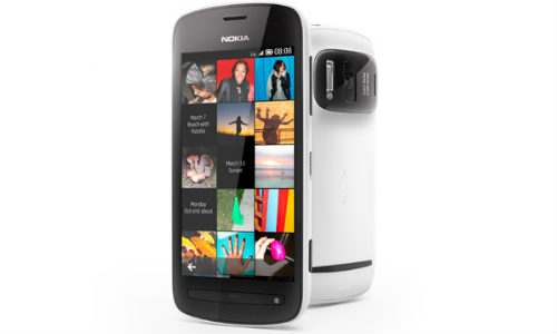Nokia 808 Pureview on Pre-Order
