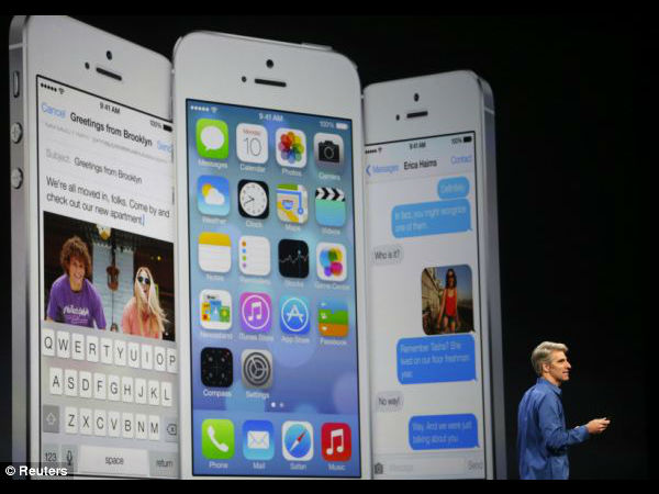 ஆப்பிளின் iOS7
