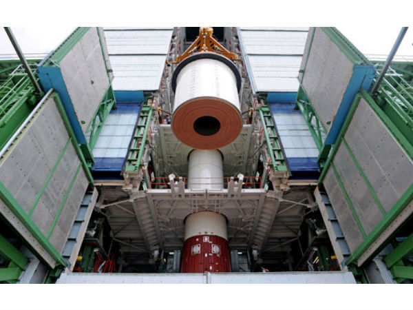 PSLV ராக்கெட்டின் படங்கள்