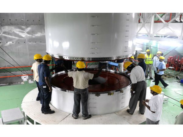 PSLV ராக்கெட்டின் படங்கள்