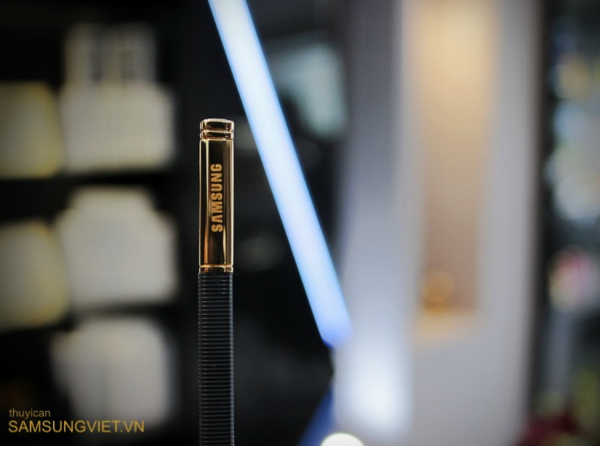 Samsung Galaxy Note Edge Gold Edition