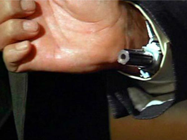 Wrist-mounted Dart Gun