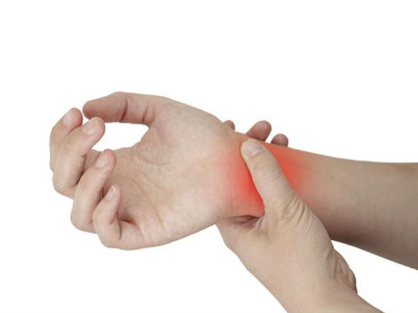 கார்பல் டேன்னல் சின்றோம் (Carpal Tunnel Syndrome) :