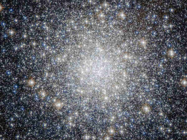 02. தி ஹெர்குலஸ் - கோரோனா போரியலிஸ் கிரேட் வால் (The Hercules-Corona Borealis Great Wall) :