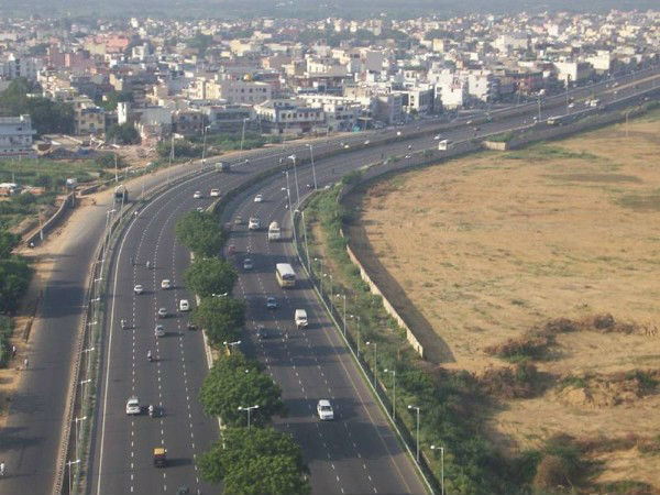 குர்கான் :