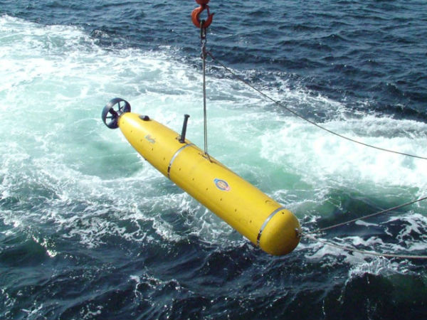 ஆளில்லிலா நீர்மூழ்கி (Autonomous Underwater Submarine) :