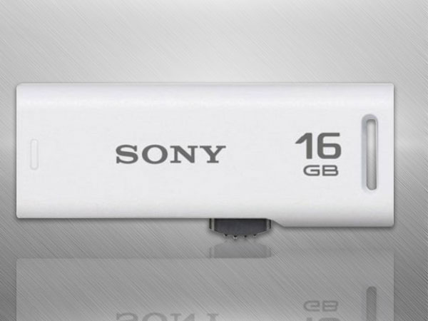 Sony Microvault 16GB Pen Drive (White) PC