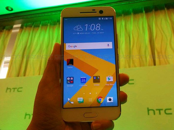 HTC போல்ட் மாடலின் டிஸ்ப்ளே எப்படி?