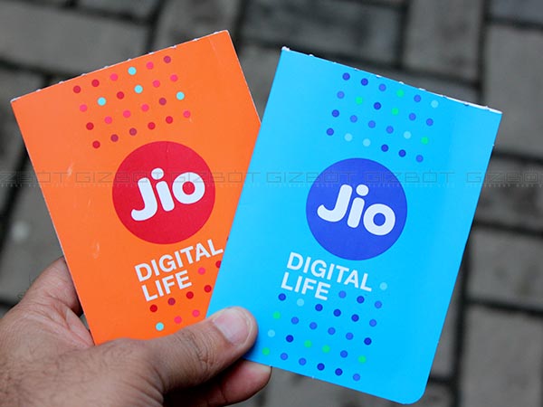 தொடங்கிய நாளோடு ஒப்பிடுகையில்