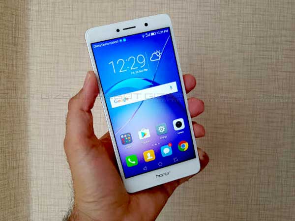 ஹானர் 6X ((Dimensions: 150.9 x 76.2 x 8.2 mm)