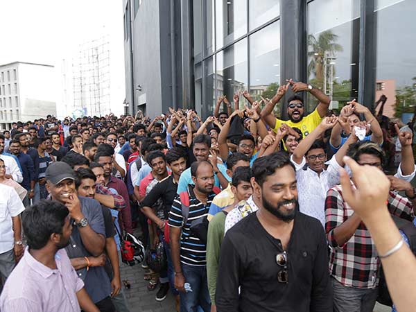 20எம்பி ரியர் கேமரா: