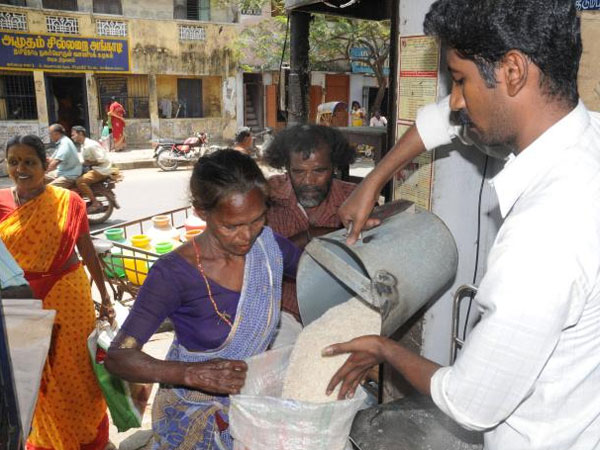சமூக நலத்திட்டங்கள்: