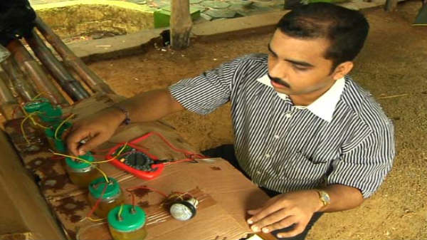 யானை சிறுநீரில் மின்சாரம்: