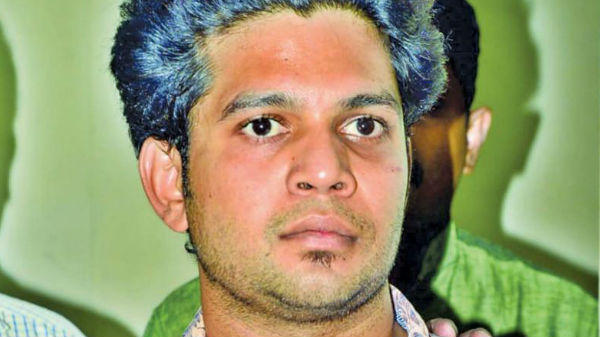 காவல்நிலையத்தில் புகார்
