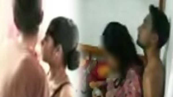 இளம் போட்டோ வீடியோக்கள்: