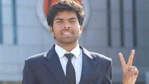 பேஸ்புக் ஹால் ஆஃப் ஃபேமில் நுழைந்தவர்