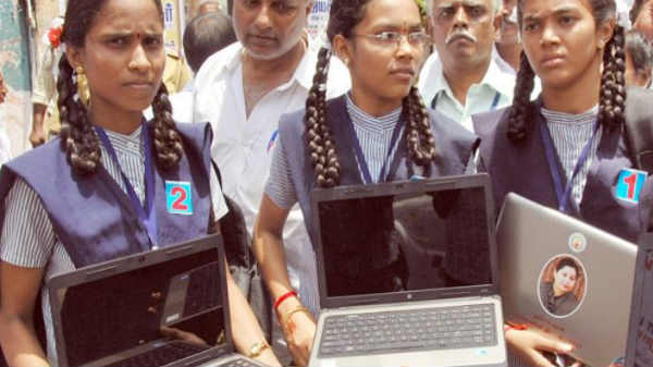 தலைமை ஆசிரியர்களுக்கும் பள்ளி கல்வித்துறை அறிவுறுத்தியுள்ளது.