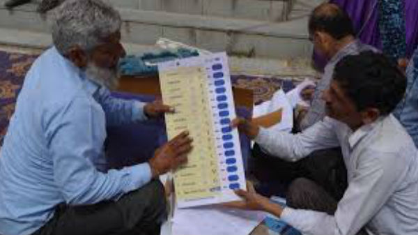 டெபாசிட் தொகை செலுத்த வேண்டியது அவசியம்