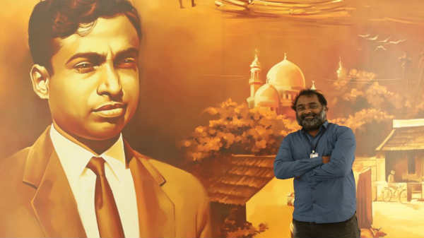 அழகிய ஓவியத்தால் அலங்கரித்தார்