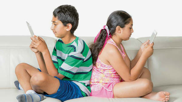 டிஜிட்டல் போதை பழக்கத்திலிருந்து இவர்களை எப்படி மீட்பது?