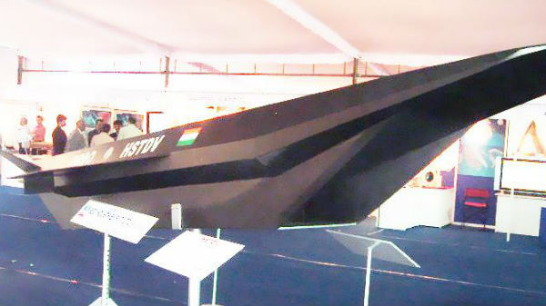 ஏவுகணைகள் தயாரிப்பில்