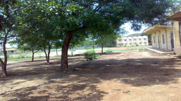 பள்ளி நேரப்படி பெல் அடிக்கும்
