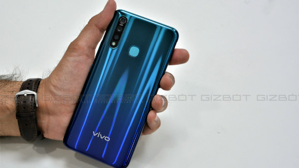 பேட்டரி மற்றும் இணைப்பு ஆதரவுகள்