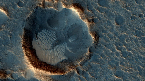 HiRISE படத்தின் உயர் தெளிவுத்திறன்