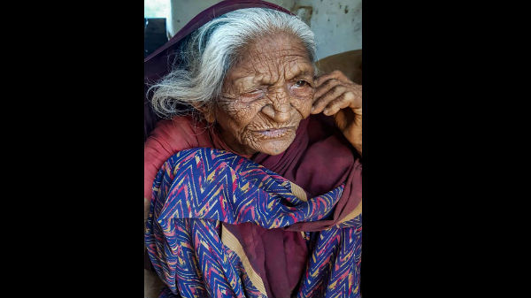 ண்ணை அச்சான் மவுசி என பெயர் வைத்து அழைத்து