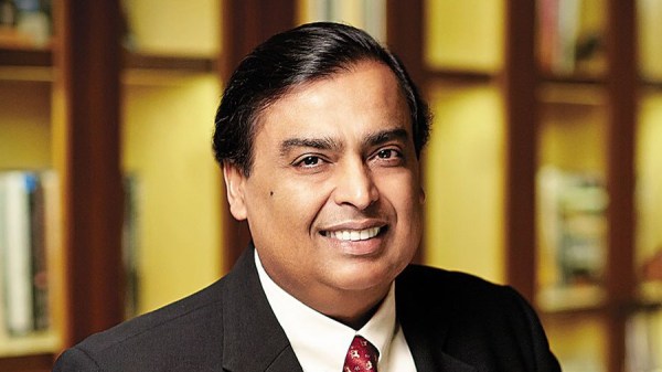 கடந்த மார்ச் மாதம் முதல் முகேஷ் அம்பானியின்