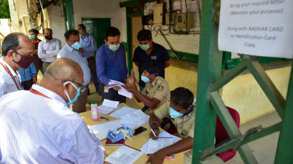 இவர்களுக்கு மட்டும் கட்டணம் குறைவு