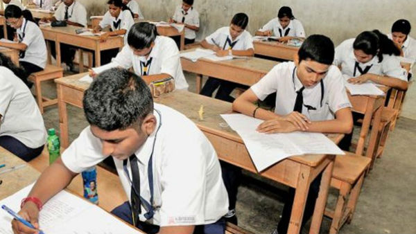 அரியர் மாணவர்களுக்கும் தேர்வுகள் ரத்து
