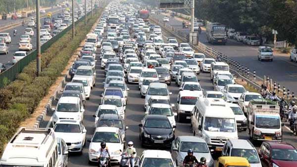 வாகனங்களின் பதிவு எண்கள் கேமராக்களில் பதிவு