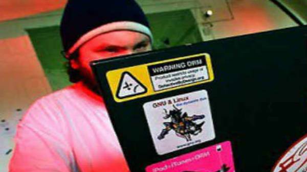 போதுமான இளம்பெண்கள் இல்லையே: டேட்டிங் ஆப் மீது ஆத்திரமடைந்து வழக்கு தொடர்ந்த இளைஞர்!