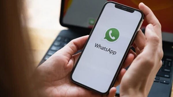 WhatsApp அதன் UPI அடிப்படையிலான கட்டண சேவையை பலப்படுத்துகிறதா?