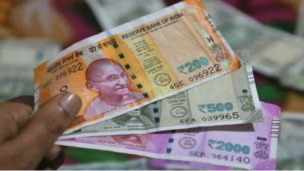 ஹோட்டல் அறையில் அடைத்து வைத்து தப்பி ஓட்டம்