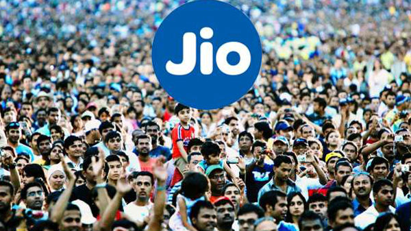 மெல்ல., மெல்ல., முடியல- முக்கியமான மூன்று திட்டங்களை நீக்கிய ஜியோ: தினசரி டேட்டா திட்டமாச்சே!