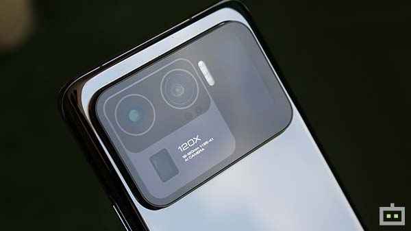 கேப் விடாம அடிக்கிறாங்களே: அடுத்த அதிரடி ஸ்மார்ட்போன்- சியோமி 12 விலை, அம்சம் லீக்: டாப் லெவல் பாஸ்!