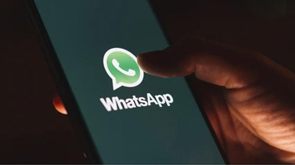 WhatsApp அரட்டைகளை எவ்வாறு சேமிப்பது மற்றும் மீட்டெடுப்பது?