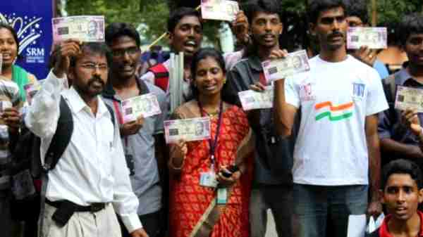 லஞ்சம் வாங்கவோ அல்லது கொடுக்கவோ மாட்டேன்