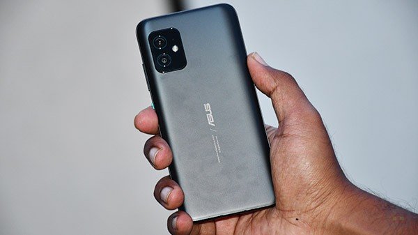 ஸ்னாப்டிராகன் 888 சிப்செட் வசதியுடன் அசத்தலான அசுஸ் 8Z ஸ்மார்ட்போன் அறிமுகம்.! விலை மற்றும் விபரங்கள்.!