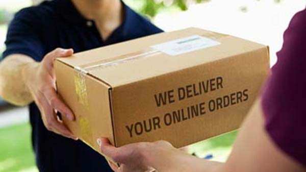 ஆன்லைனில் ஐபோன் 13 ப்ரோ மேக்ஸ் ஆர்டர் செய்த பெண்: ஆனால் பார்சலில் வந்தது இதுதான்.!