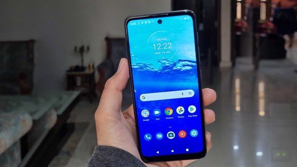 அமேசான் டீல் ஆஃப் தின சலுகை- அந்த ஸ்மார்ட்போனே இப்போ வெறும் ரூ.10,000-க்கு கீழ் வாங்கலாம்- உடனே முந்துங்கள்!