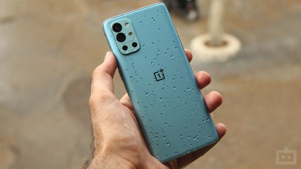 அடுத்த மலிவு விலை ஒன்பிளஸ் ஸ்மார்ட்போன்: 150வாட்ஸ் சார்ஜிங் உடன் வருகிறதா ஒன்பிளஸ் 10ஆர்- லீக்கான அம்சங்கள்! 