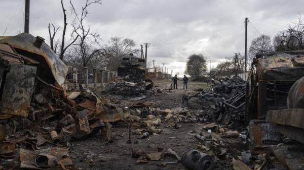  உக்ரைன் ராணுவ வீரரின் உயிரை ஸ்மார்ட்போன் ஸ்மார்ட்போன்: இணையத்தில் வைரல்.!