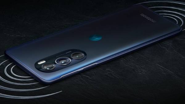 வாங்குனா இந்த போன் வாங்கனும்: தரமான சிப்செட் உடன்மோட்டோரோலா எட்ஜ்  எக்ஸ்30 சாம்பியன் எடிஷன் அறிமுகம்.!