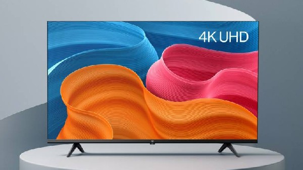 இந்த பட்ஜெட்ல இப்படி ஒரு 50-inch 4K TV-ஆ! வாய் பிளக்க வைக்கும் OnePlus!
