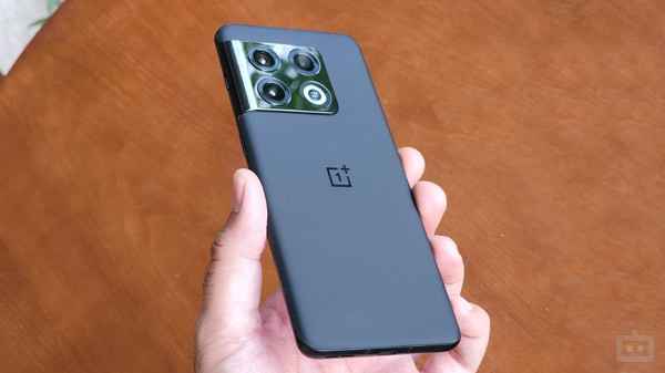 பிரத்யேகத்திற்கு புகழ்பெற்ற OnePlus ஸ்மார்ட்போன்