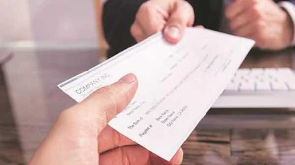 1 மாதத்திற்கு இவருடைய அசல் வருமானம் எவ்வளவு தெரியுமா?